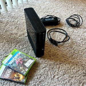 Microsoft Xbox 360 Slim Console with 2 Games